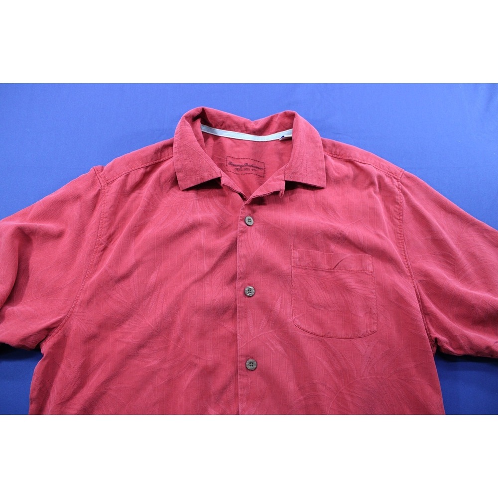 Tommy Bahama Button Up Shirt Original Fit Red 100% Silk Size MediumTrees